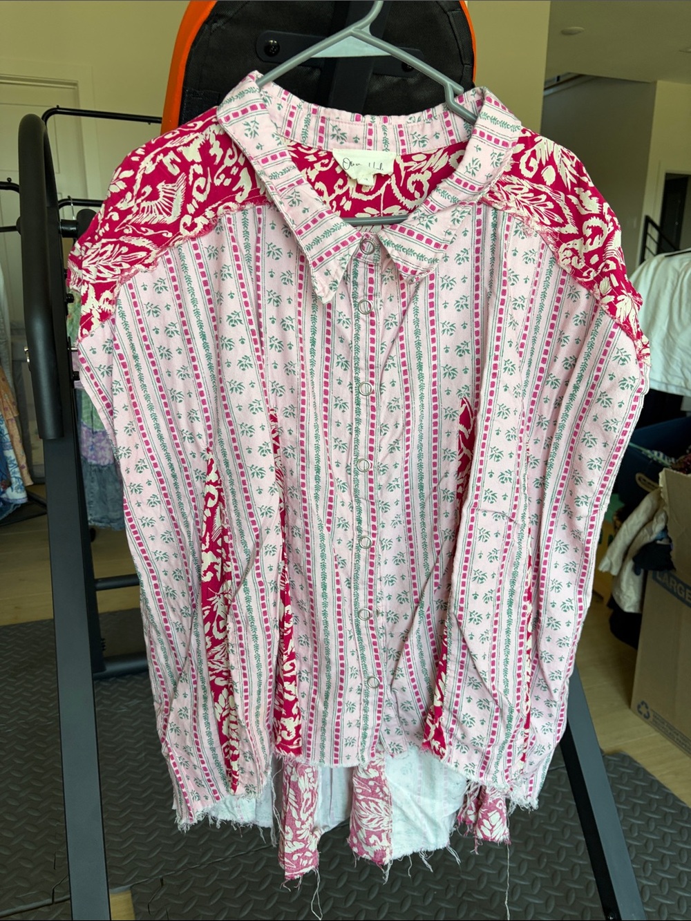 Oli & Hali Pink and Red Mixed-Print Button Down Shirt